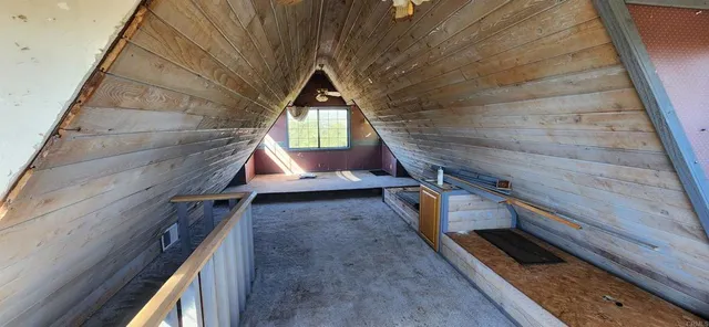 a view of an outdoor space