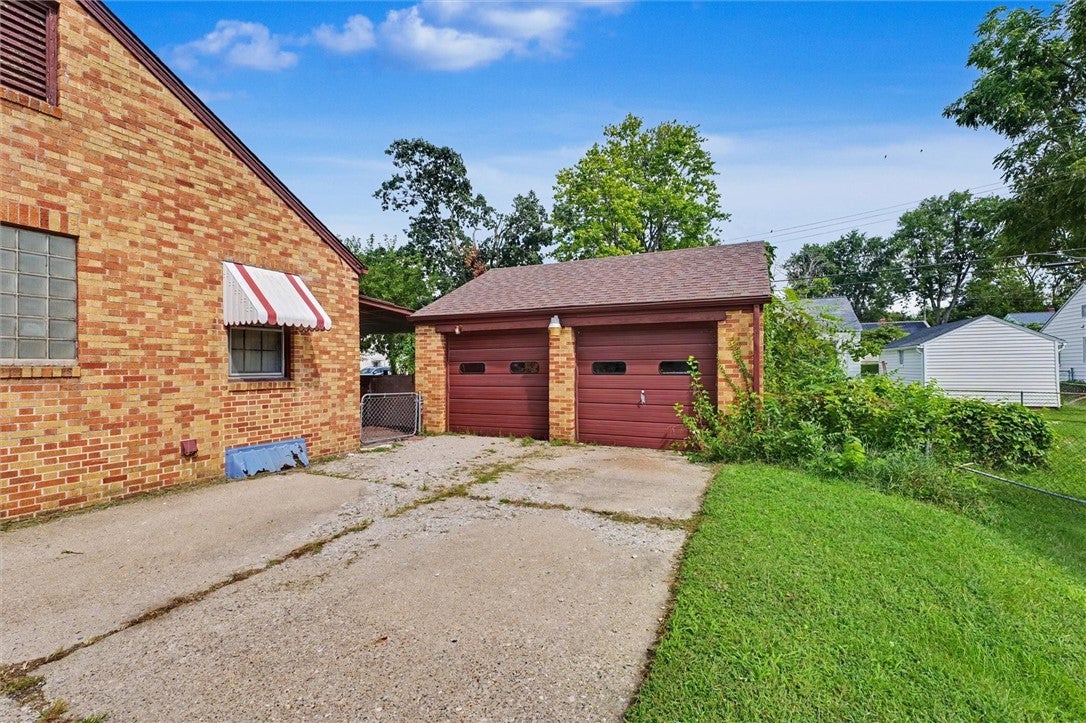 1468 East Lake Shore Drive Decatur, IL 62521 - Photo 9 of 10 Gallery Image 9