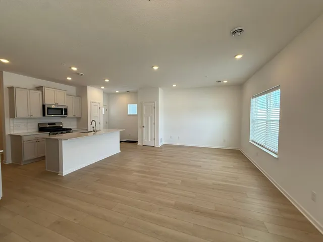 $350,680 | 2806 Kepler Avenue Northeast, St. Michael, MN 55376