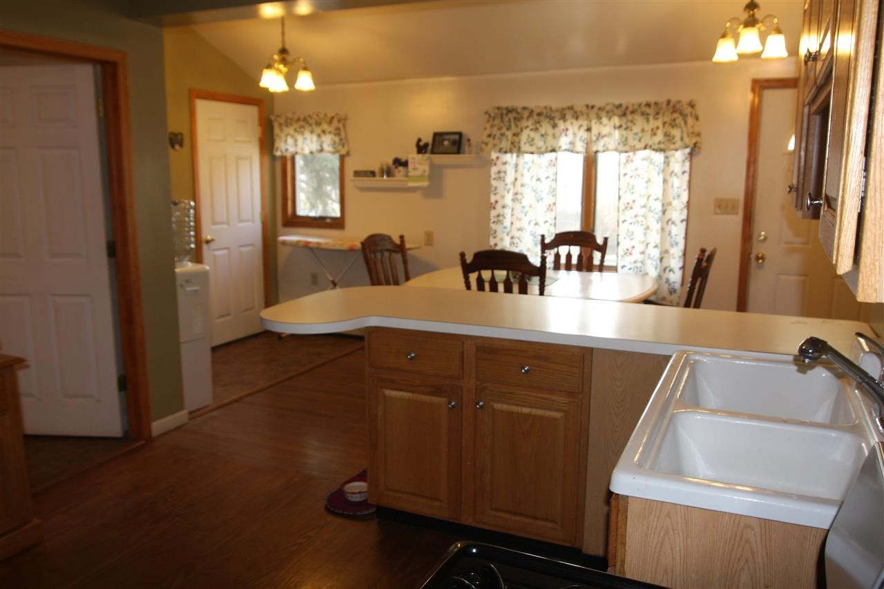 54 Cohoes Road Colonie, NY 12189 - Photo 3 of 15 Photo 3