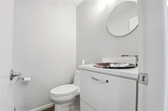 $695,000 | 6 Cross Street, Seekonk, MA 02771