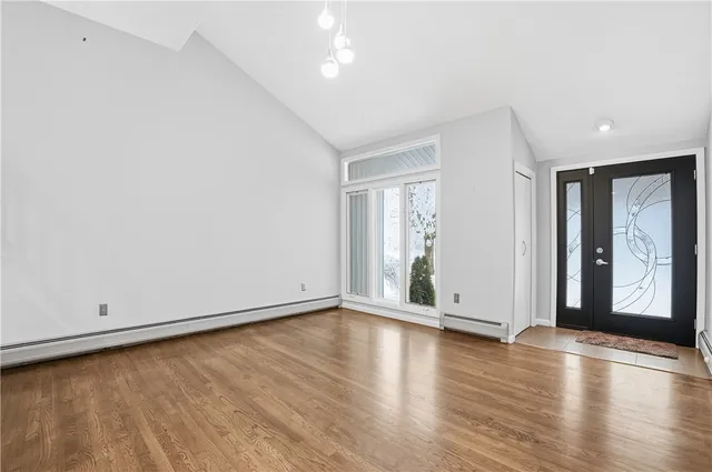 $695,000 | 6 Cross Street, Seekonk, MA 02771