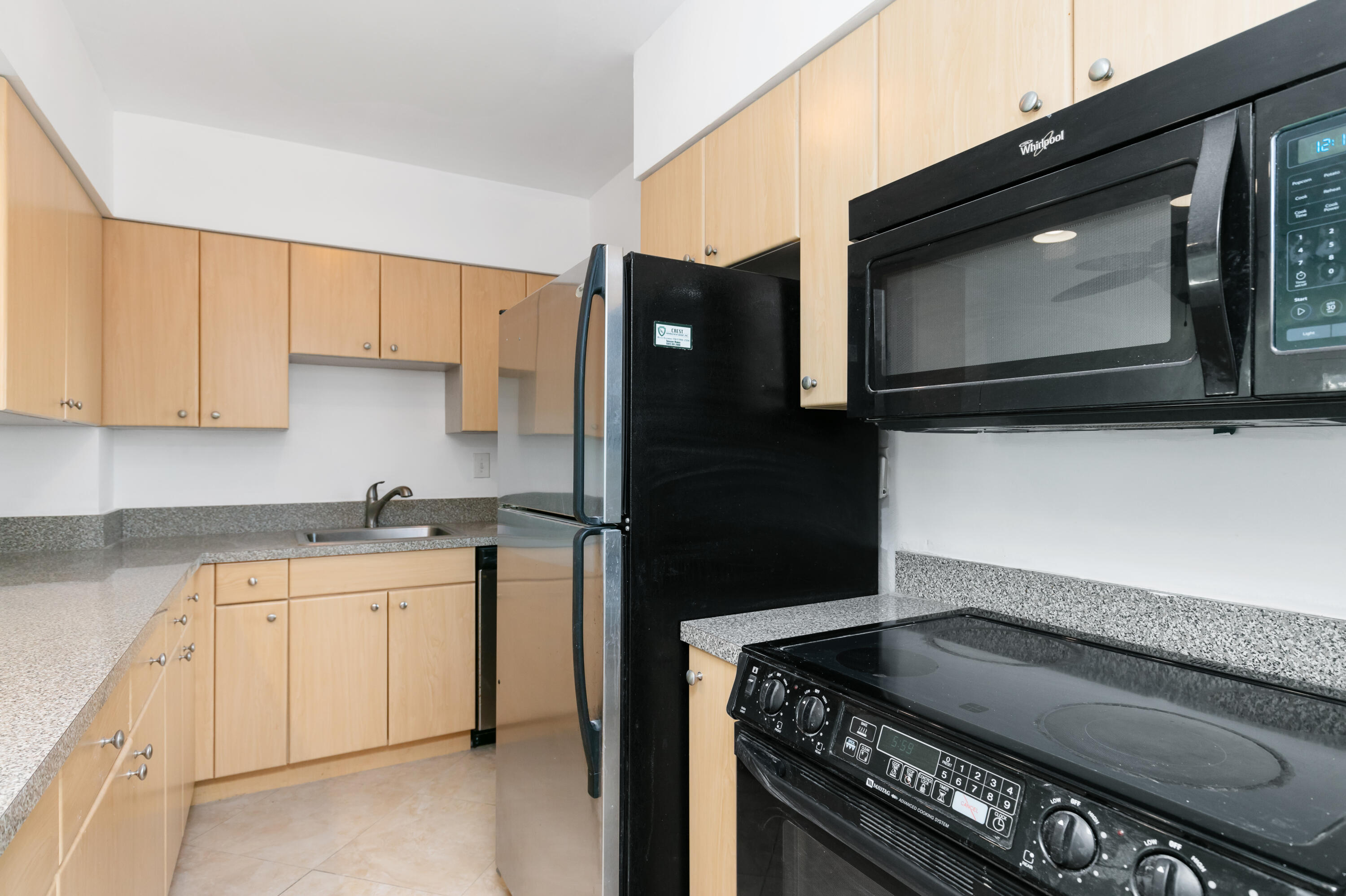 2700 Banyan Road, Unit 23 Boca Raton, FL 33432 - Photo 11 of 31 2M8A4551