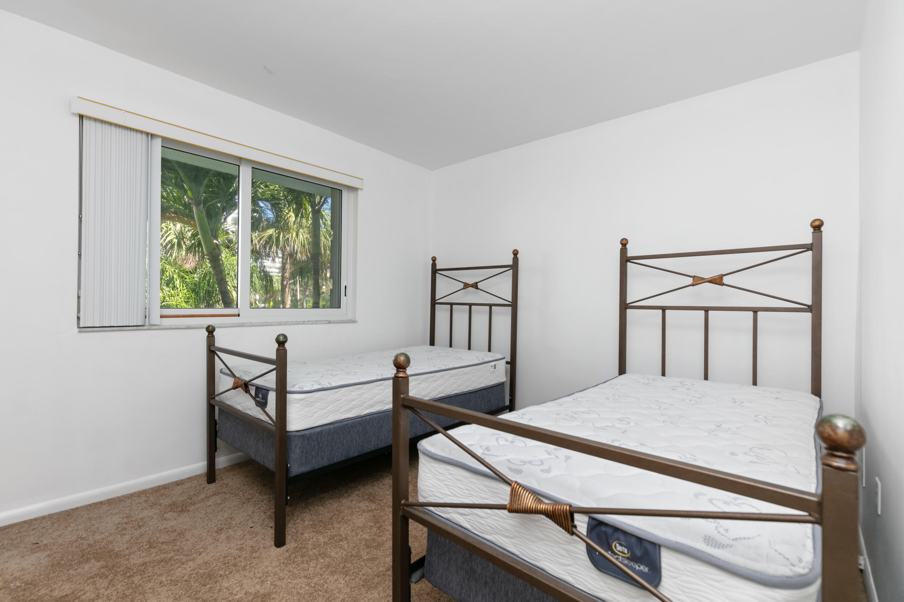 2700 Banyan Road, Unit 23 Boca Raton, FL 33432 - Photo 18 of 31 2M8A4528