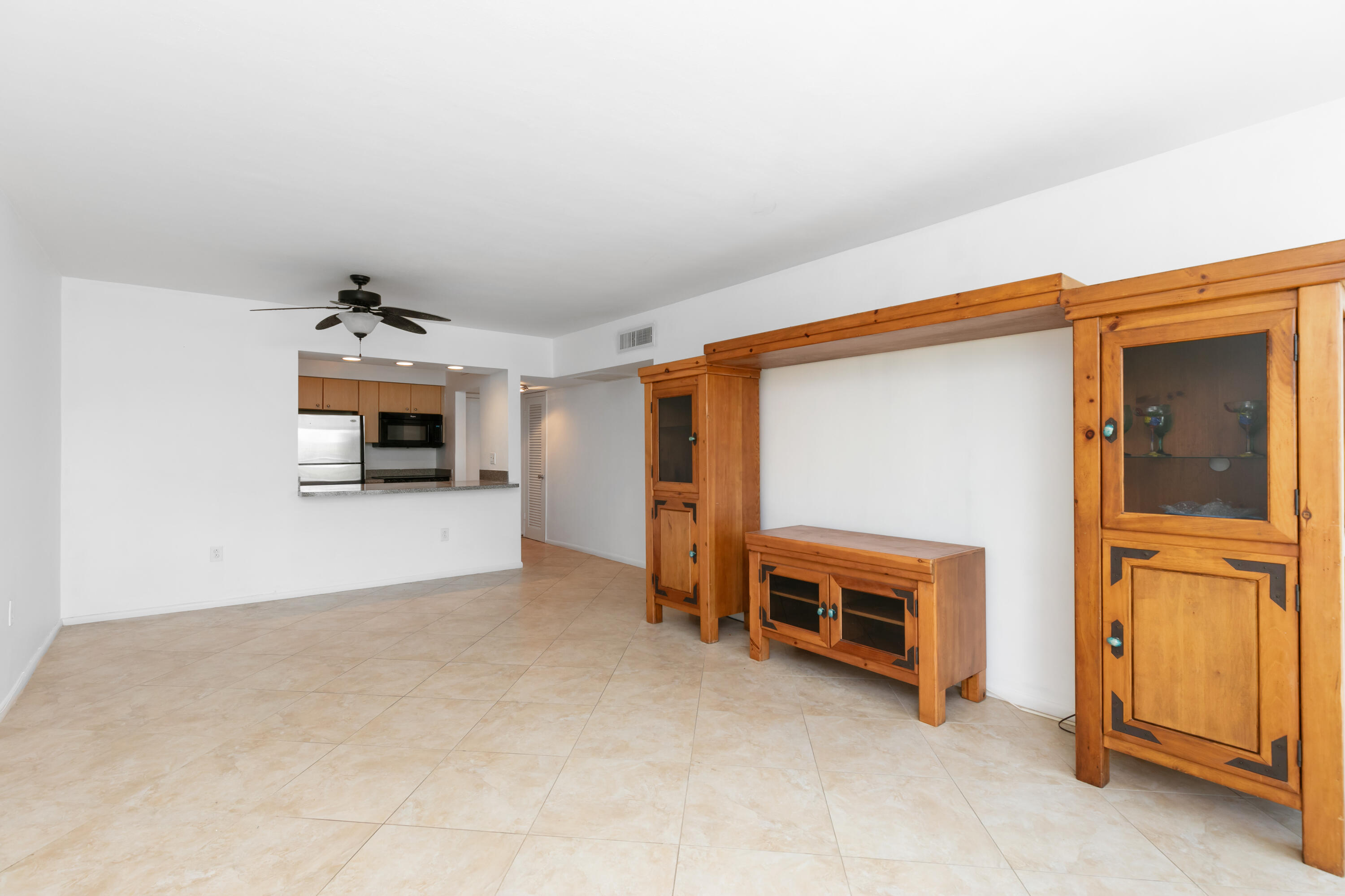 2700 Banyan Road, Unit 23 Boca Raton, FL 33432 - Photo 6 of 31 2M8A4548