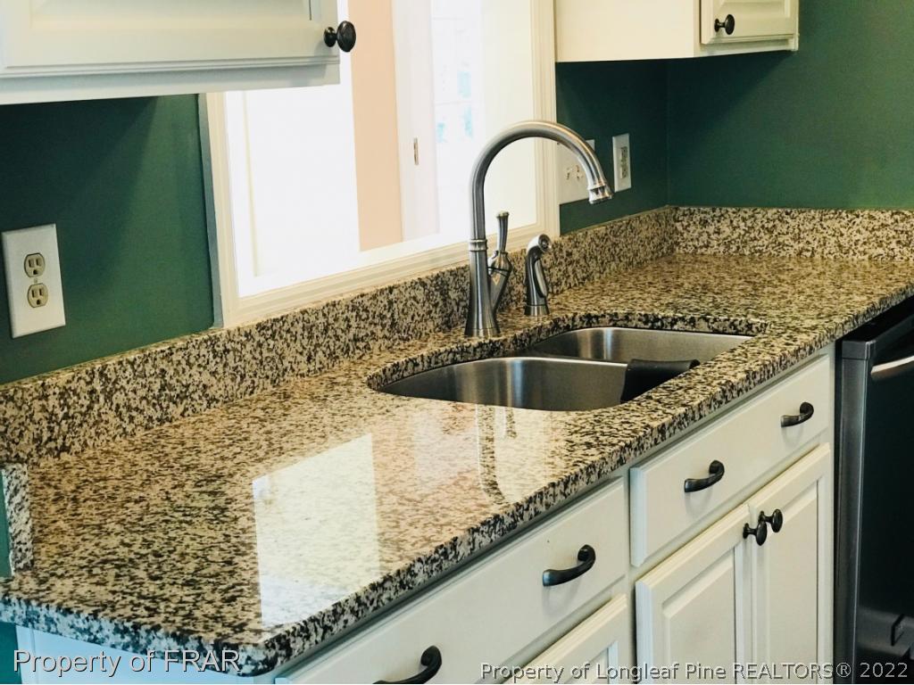181 East 12 Oaks Road Raeford, NC 28376 - Photo 7 of 18 Gallery Image 7
