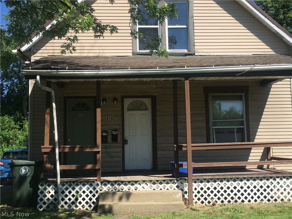 316 Warner Road Southeast Canton, OH 44707 - Photo 2 of 35 Gallery Image 2