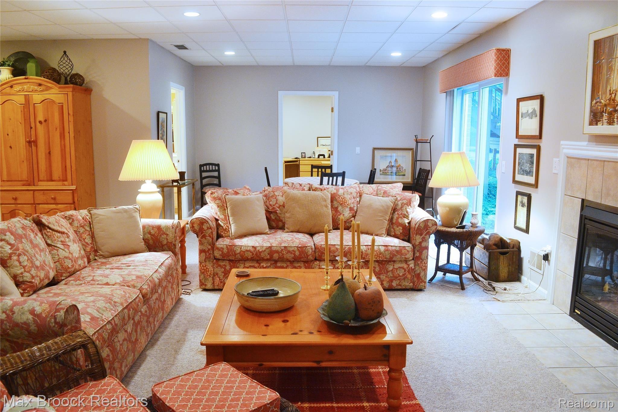3795 Warwick Drive Rochester, MI 48309 - Photo 41 of 51 DSC_0069.jpg