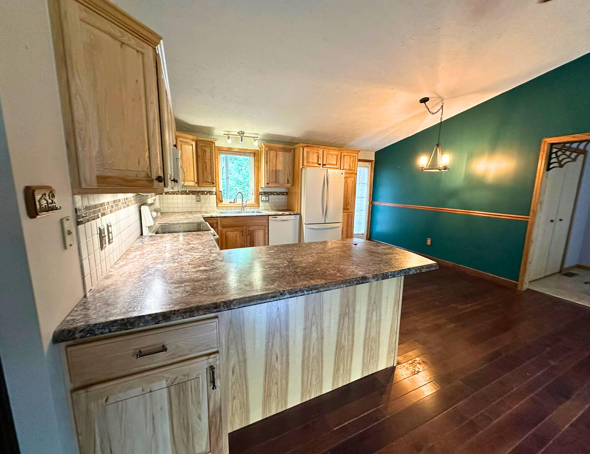 2438 Van Tyle Road Gaylord, MI 49735 - Photo 4 of 26 Gallery Image 4