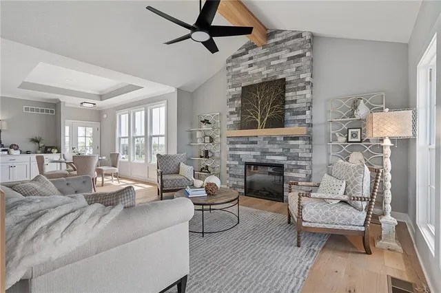 $557,000 | 8214 Aurora Street, Lenexa, KS 66220