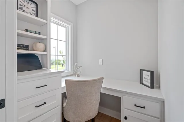 $557,000 | 8214 Aurora Street, Lenexa, KS 66220