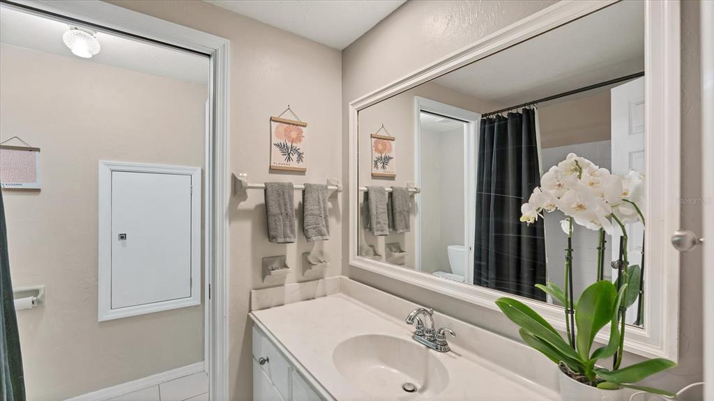 5237 Turtle Creek Lane Sarasota, FL 34232 - Photo 23 of 52