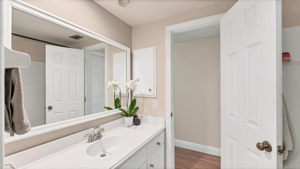 5237 Turtle Creek Lane Sarasota, FL 34232 - Photo 24 of 52