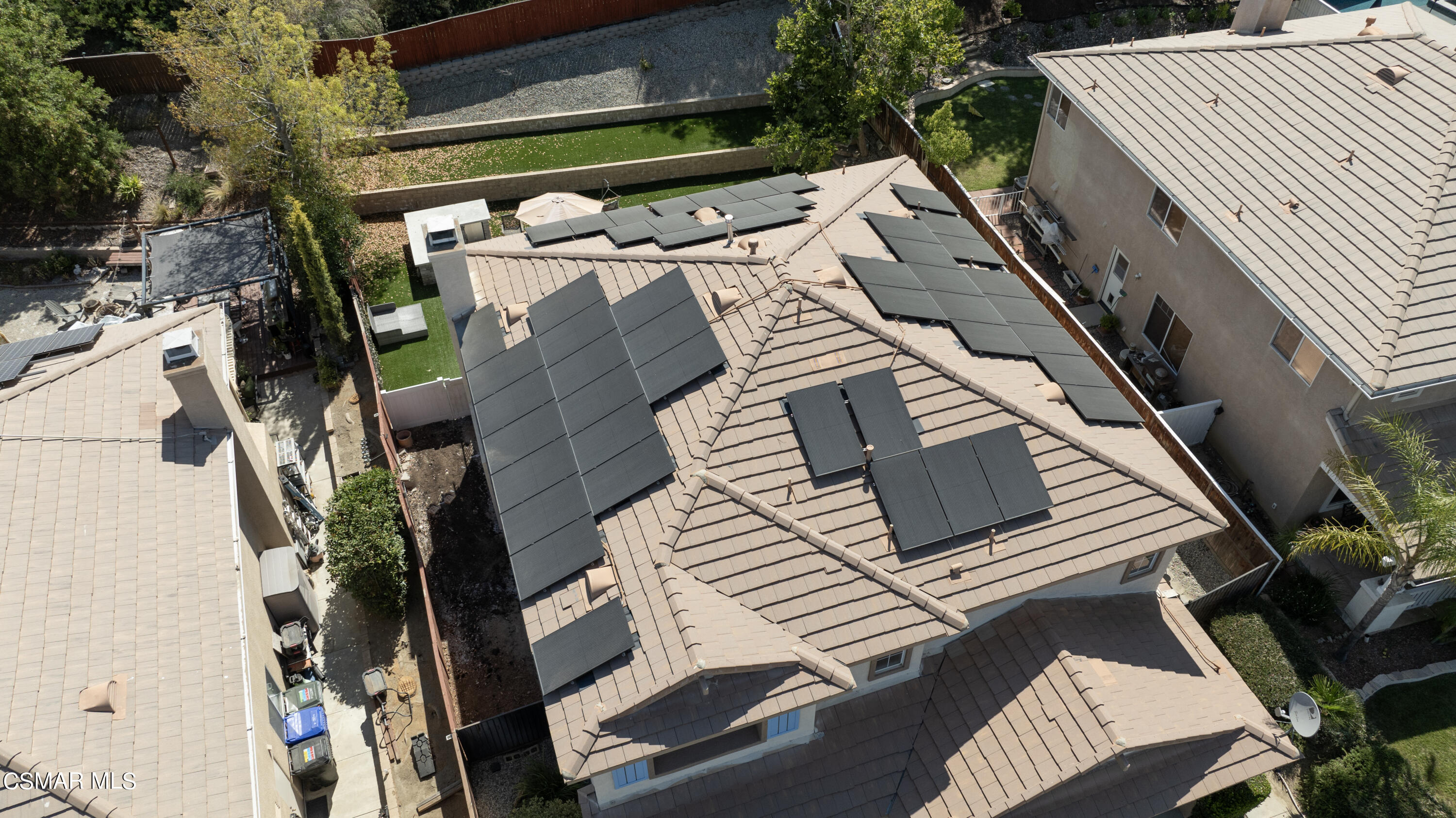 32645 The Old Road Castaic, CA 91384 - Photo 3 of 32 a view of a balcony with chairs