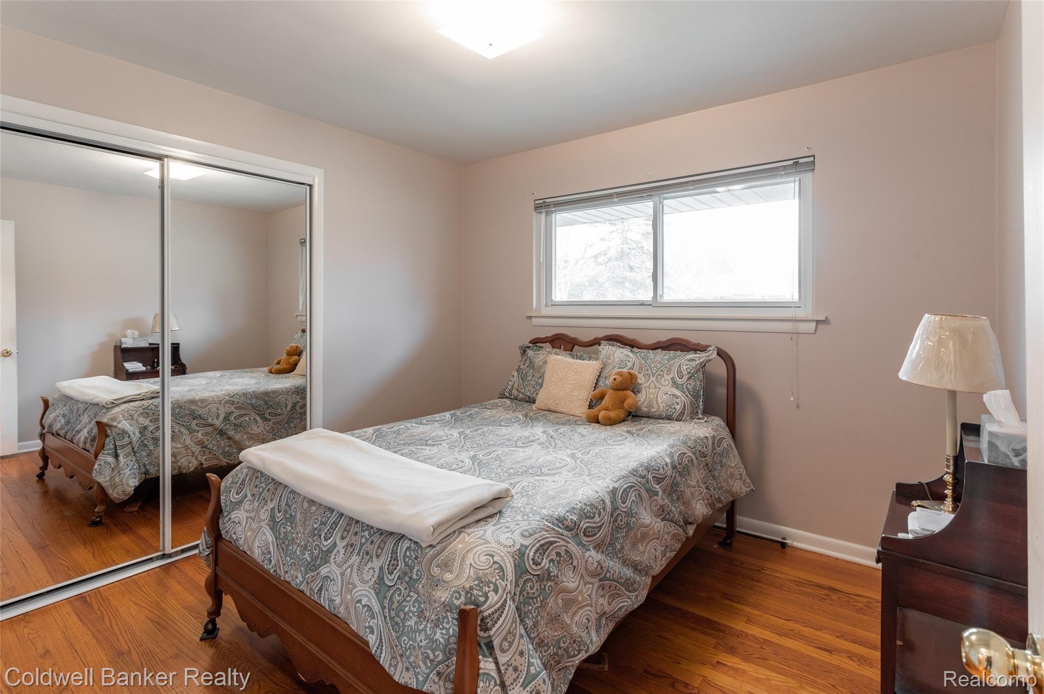 32143 Hearthstone Road Farmington, MI 48334 - Photo 17 of 31 Bedroom 2