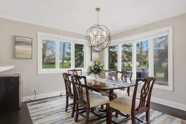 $415,900 | 1840 Golfview Drive, Bartlett, IL 60103