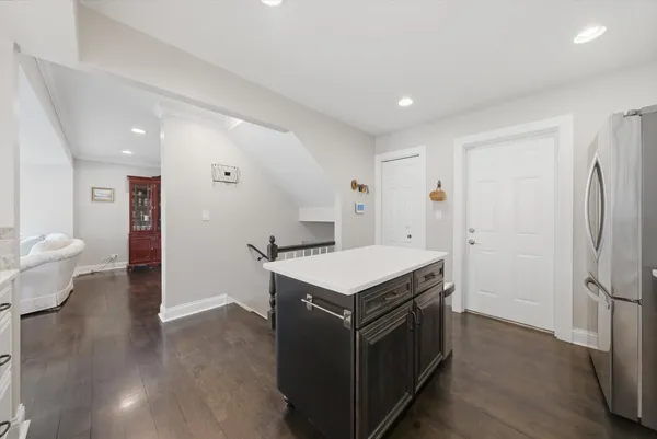 $415,900 | 1840 Golfview Drive, Bartlett, IL 60103