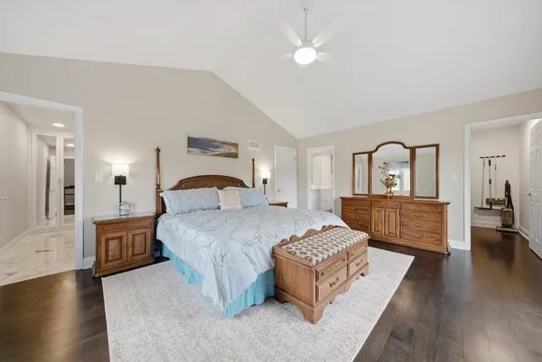 $415,900 | 1840 Golfview Drive, Bartlett, IL 60103