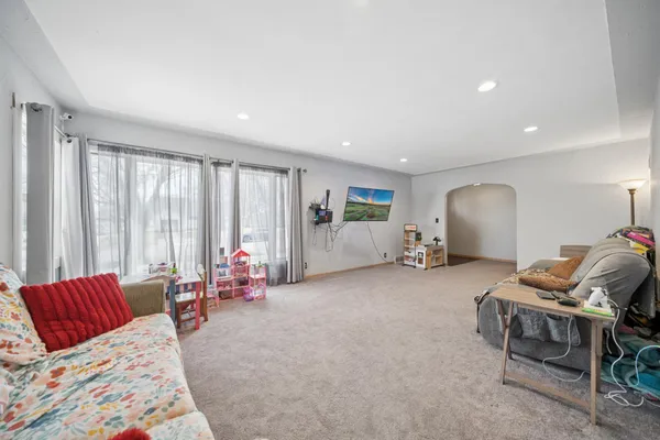 $179,900 | 409 North Prairie Street, Sherburn, MN 56171
