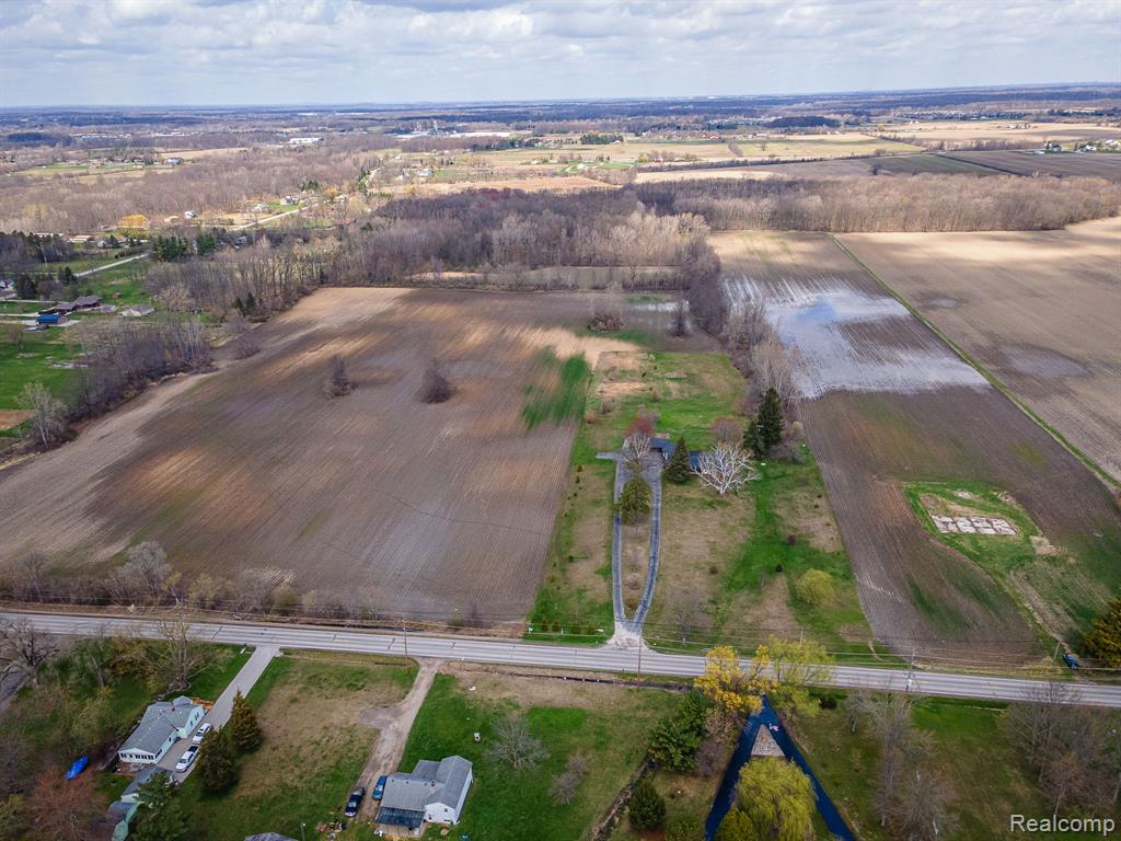 5 Carleton Rockwood Road Carleton, MI 48117 - Photo 1 of 26