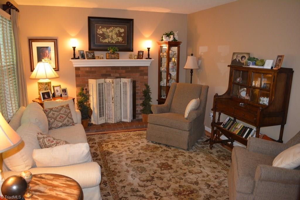 2582 Little Elkin Church Road Ronda, NC 28670 - Photo 13 of 30 Tastefully decorated living room