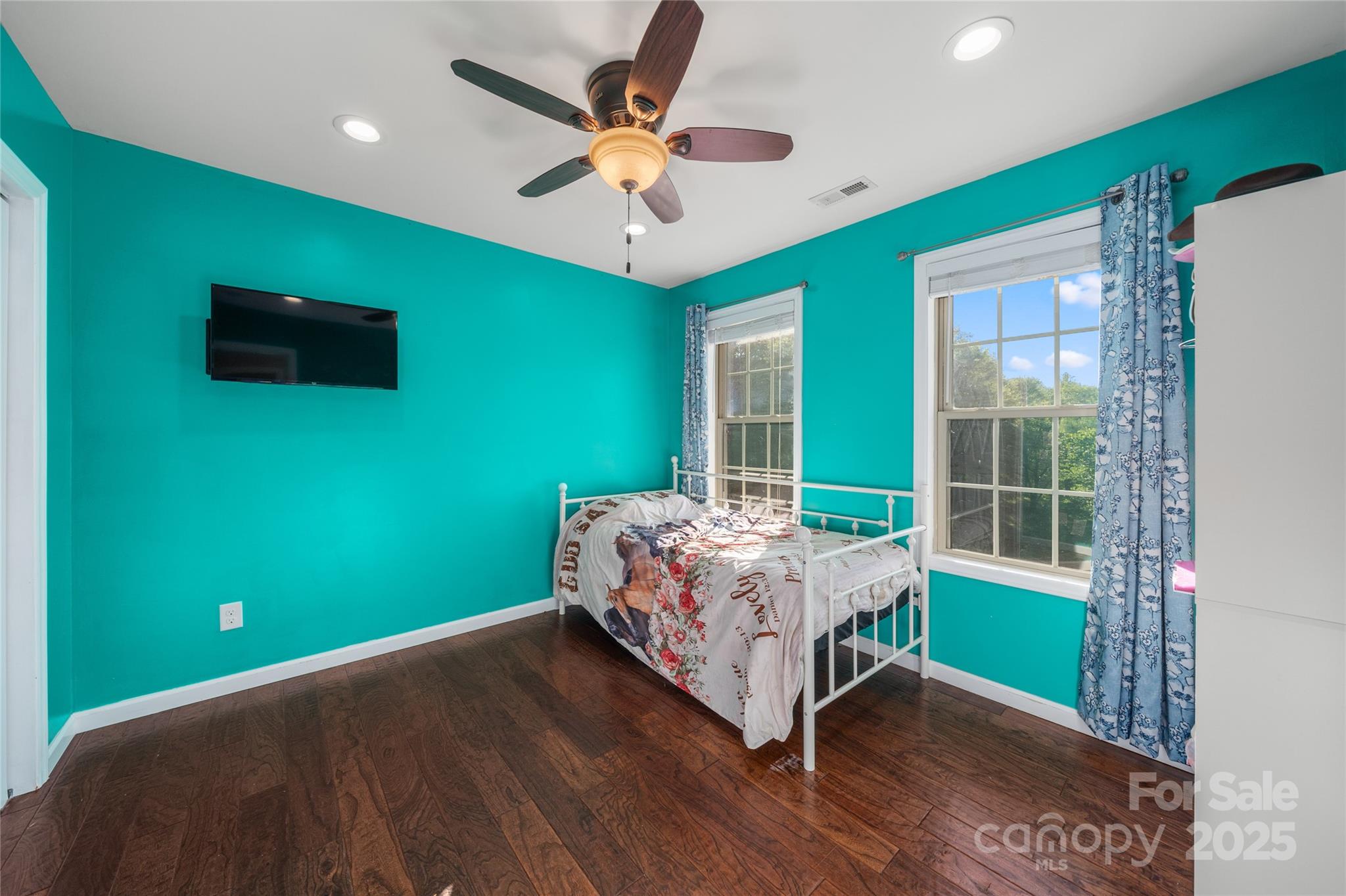 2341 Enola Road Morganton, NC 28655 - Photo 29 of 48 a bedroom with a bed and a window