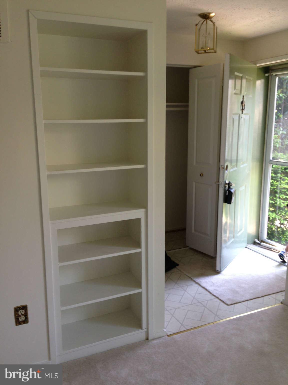 135 Annandale Road Falls Church, VA 22046 - Photo 2 of 8 Living Room