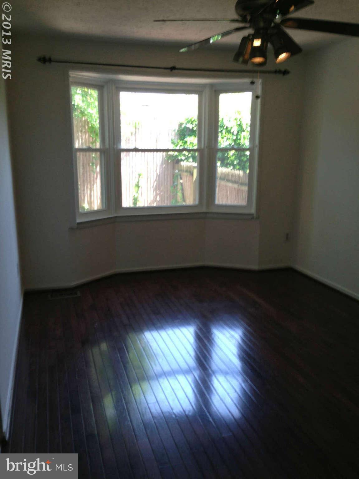135 Annandale Road Falls Church, VA 22046 - Photo 4 of 8 Dining Room
