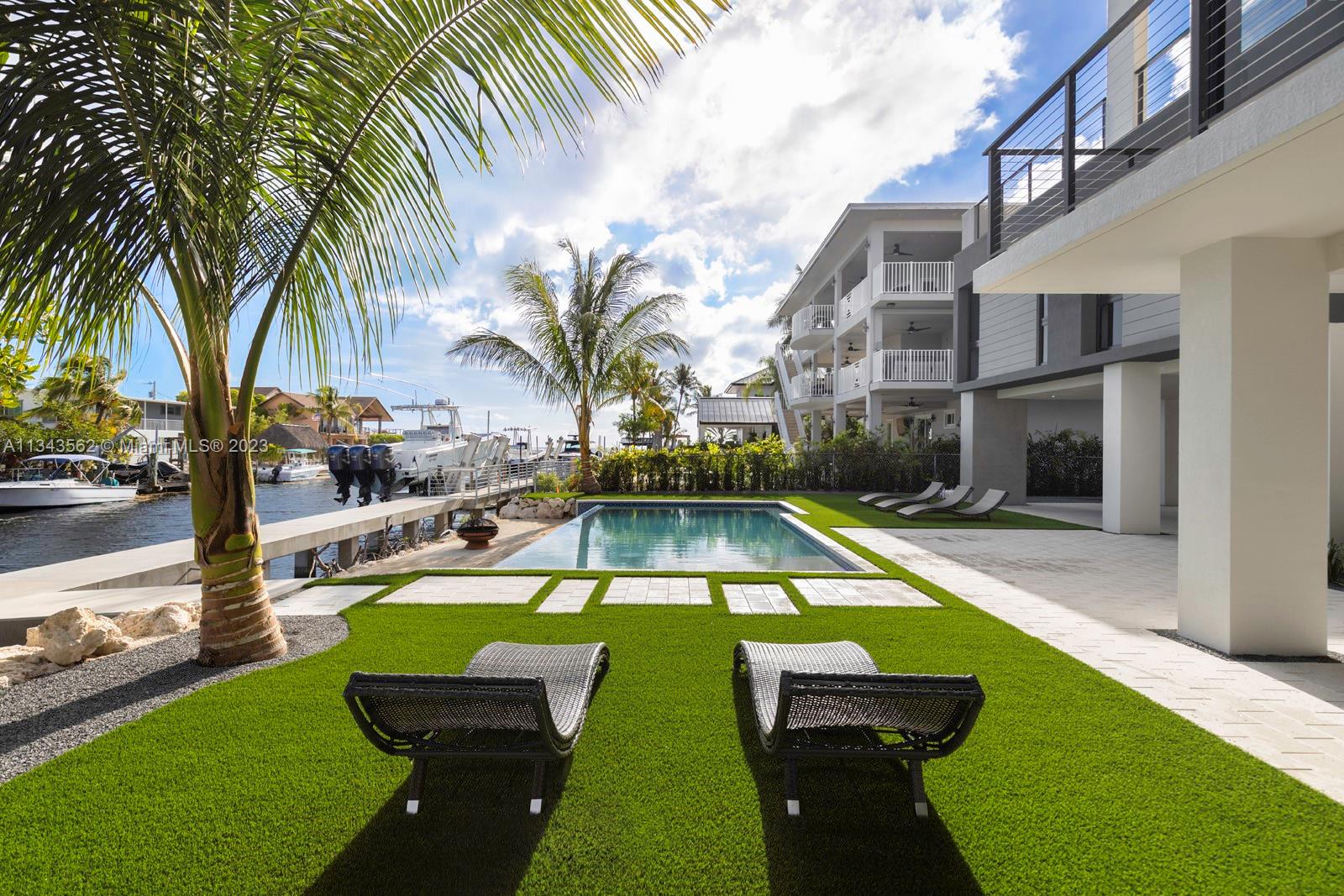 64 Andros Road Key Largo, FL 33037 - Photo 24 of 28