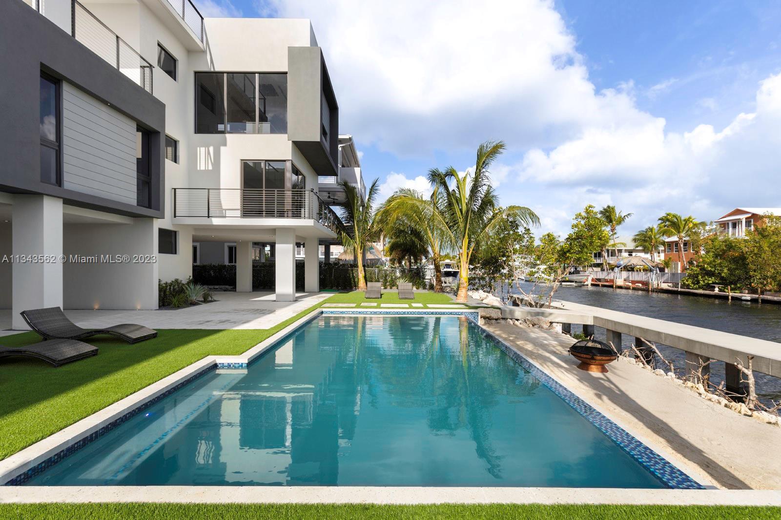 64 Andros Road Key Largo, FL 33037 - Photo 25 of 28