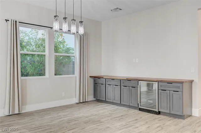 $3,820 | 3395 Stone View Avenue, Henderson, NV 89044