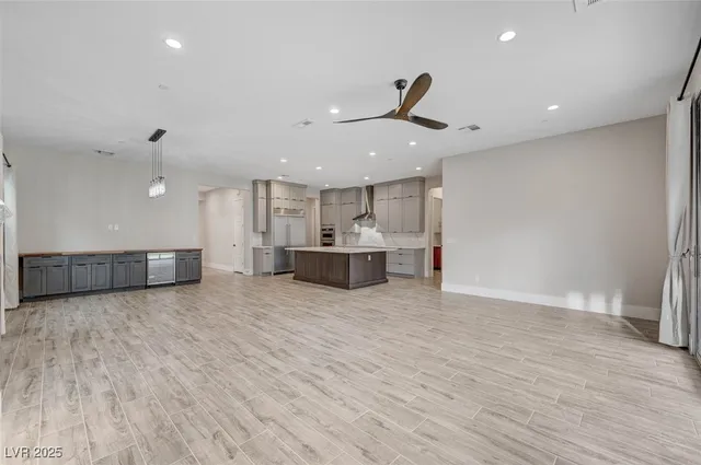 $3,820 | 3395 Stone View Avenue, Henderson, NV 89044