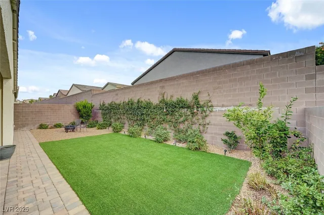 $3,820 | 3395 Stone View Avenue, Henderson, NV 89044