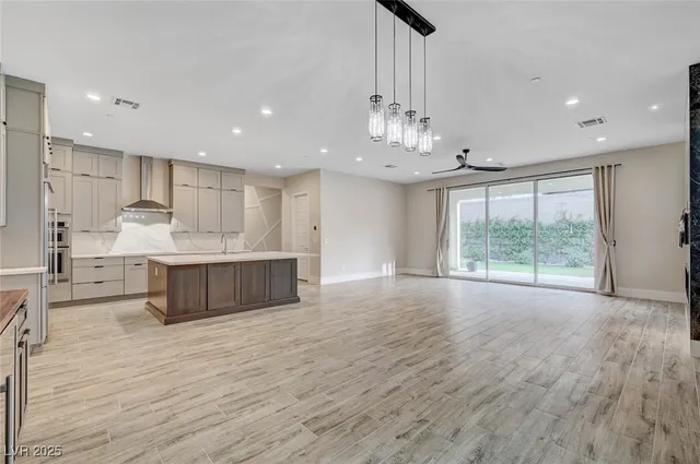 $3,820 | 3395 Stone View Avenue, Henderson, NV 89044