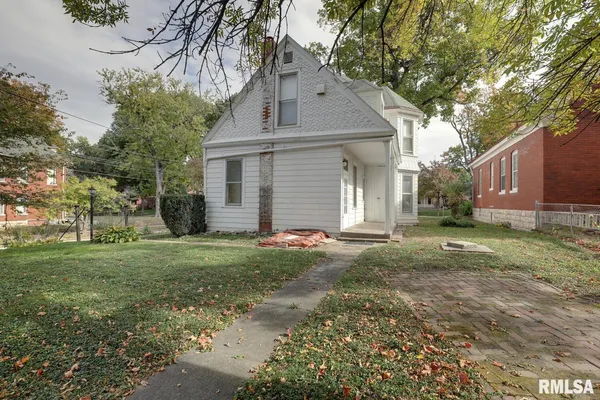 $189,000 | 400 South 16th Street, Quincy, IL 62301