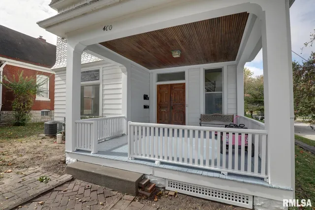 $189,000 | 400 South 16th Street, Quincy, IL 62301