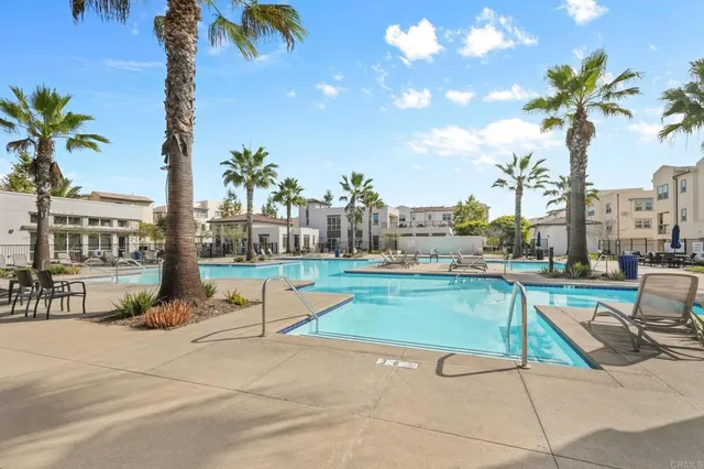 $679,000 | 5261 Beachfront Cove, Unit 174, San Diego, CA 92154
