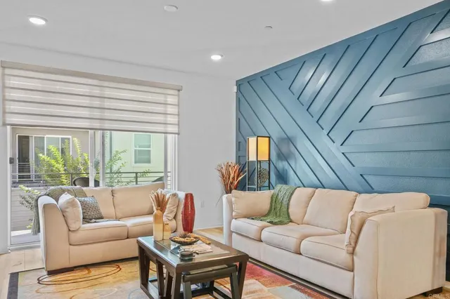 $679,000 | 5261 Beachfront Cove, Unit 174, San Diego, CA 92154