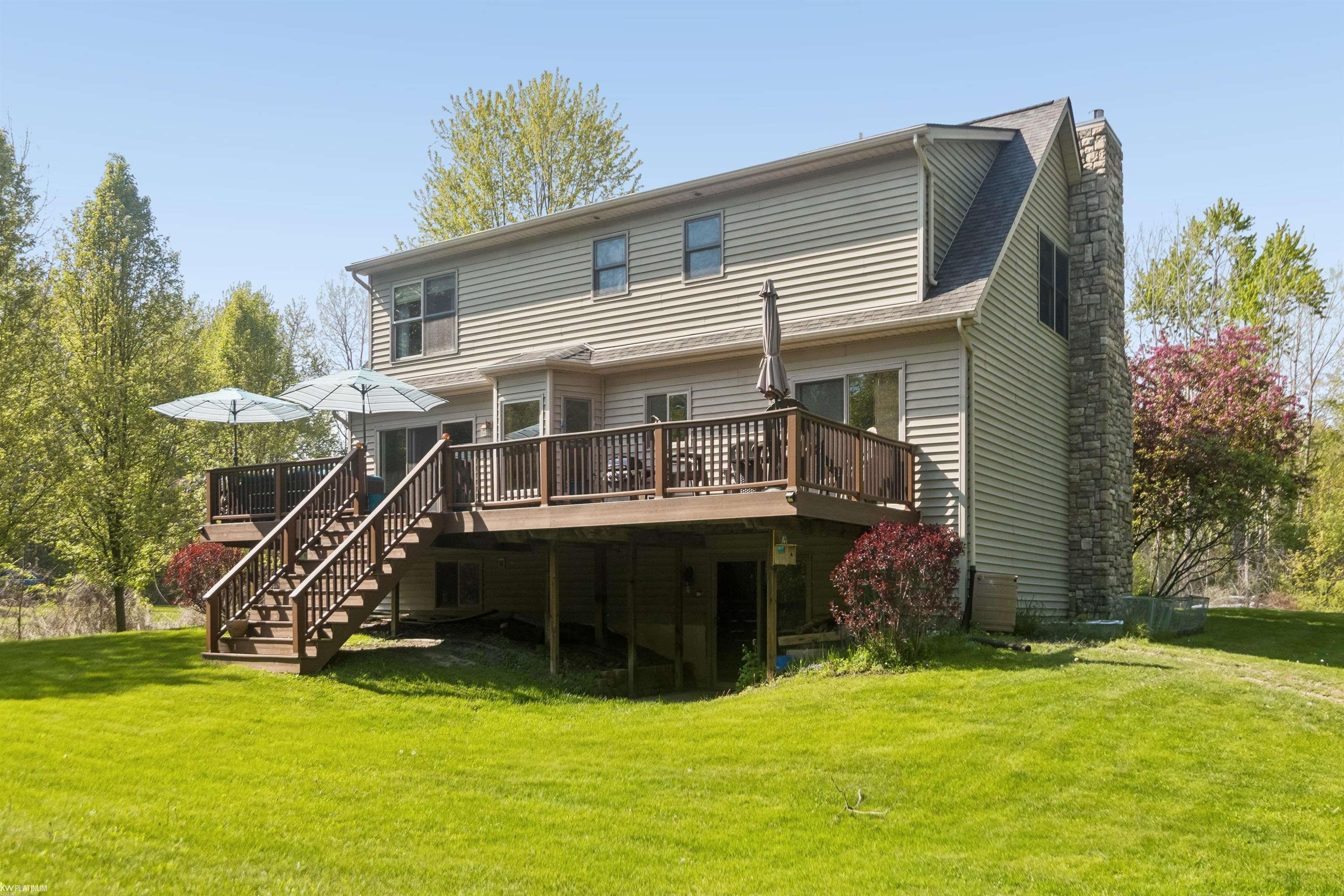 6527 Genaw Road Algonac, MI 48001 - Photo 42 of 45