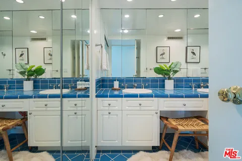 $2,900,000 | 535 Ocean Avenue, Unit 8A, Santa Monica, CA 90402