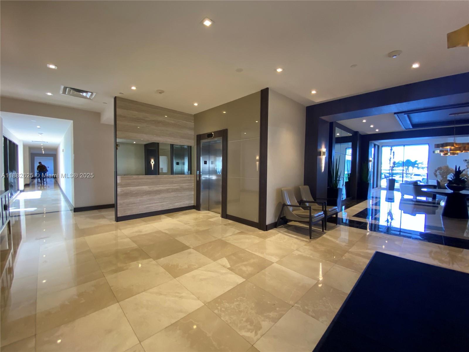 20515 East Country Club Drive, Unit 549 Aventura, FL 33180 - Photo 26 of 33