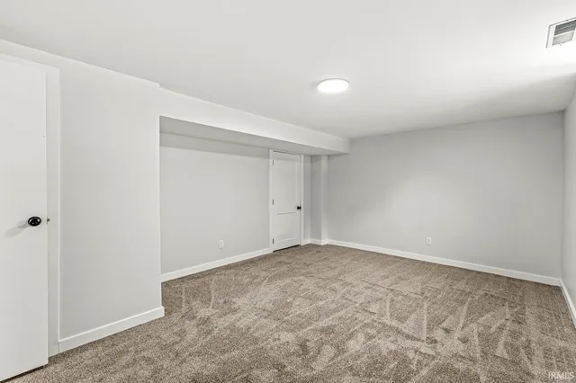 $309,900 | 24278 Elmhurst Drive, Elkhart, IN 46517