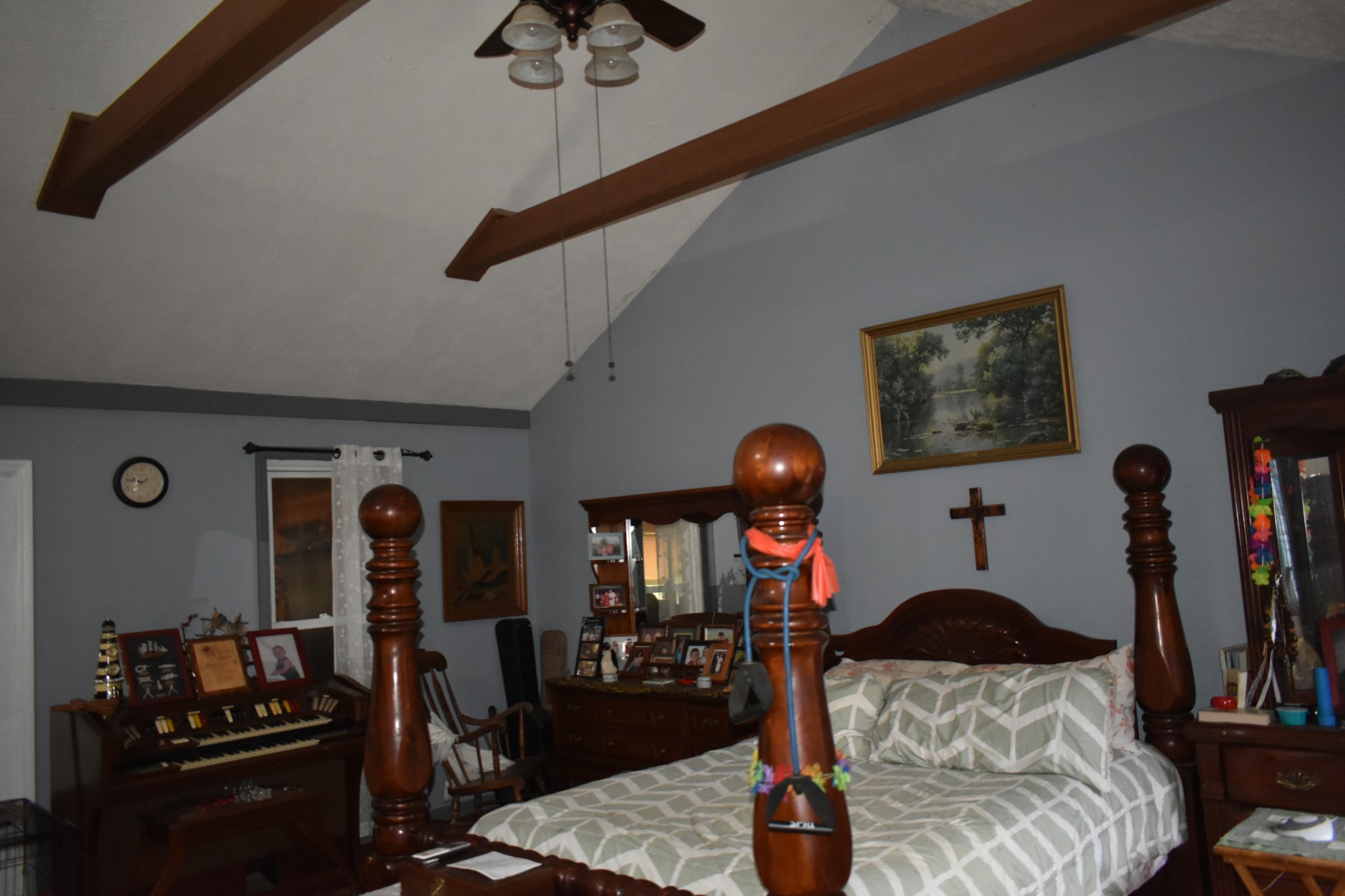 424 Wilderness Trail Road Granville, TN 38564 - Photo 8 of 16 a bed room with furniture and a flat screen tv
