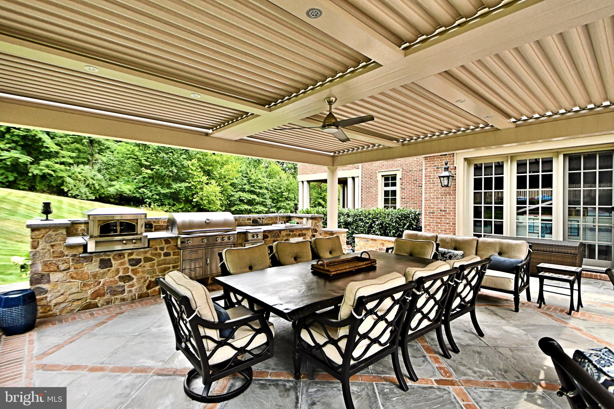 5 Knowles Creek Road New Hope, PA 18938 - Photo 21 of 150 Kitchen w/ Pizza Oven