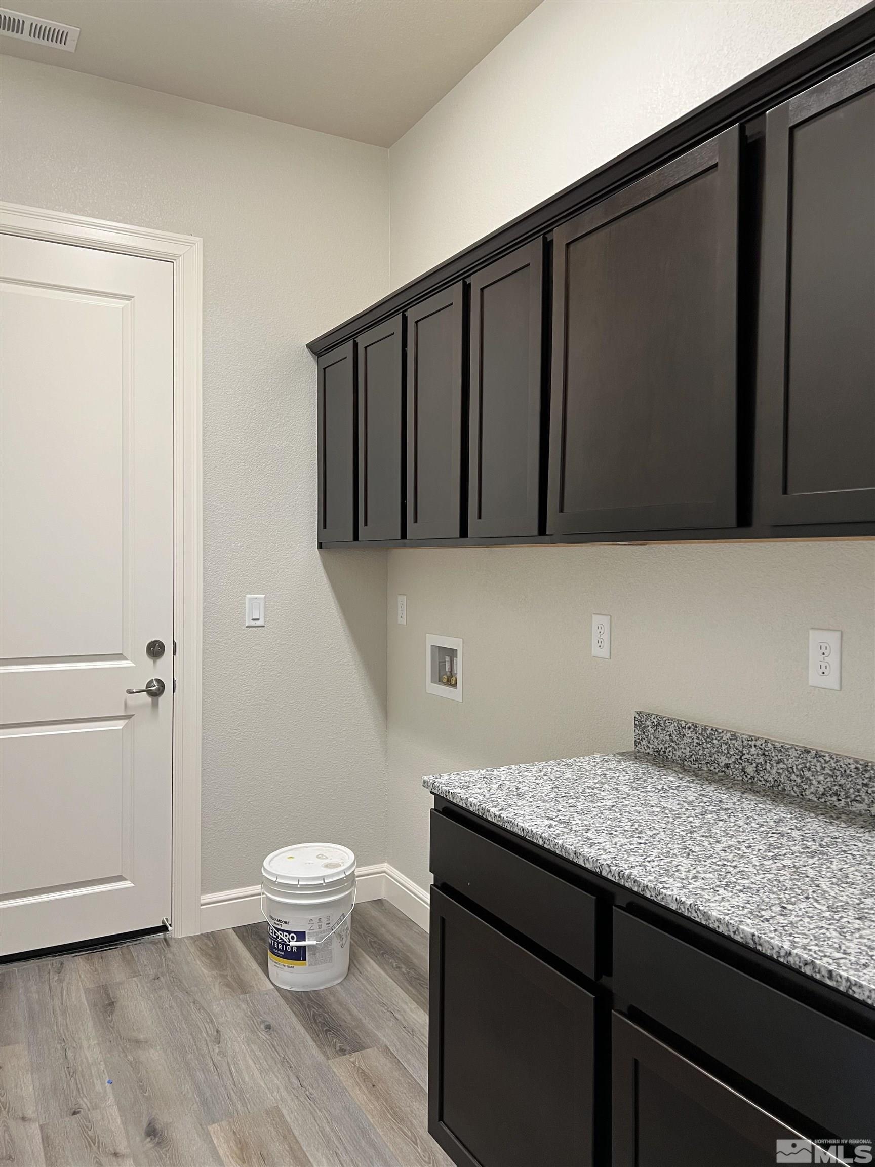 11025 Athabasca Drive Reno, NV 89506 - Photo 6 of 9 Photo 6