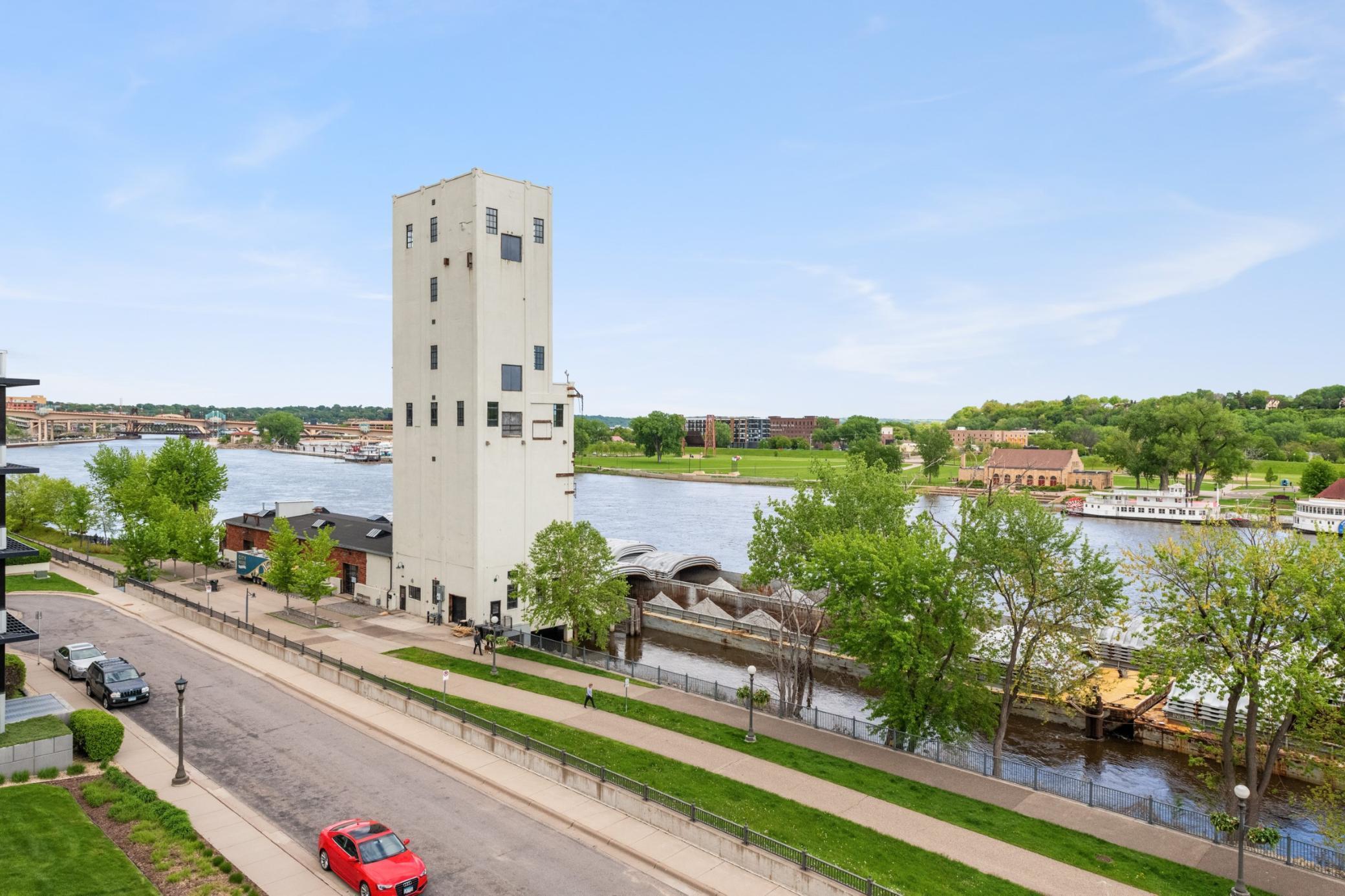 284 Spring Street, Unit 402 St. Paul, MN 55102 - Photo 10 of 46 Gallery Image 10