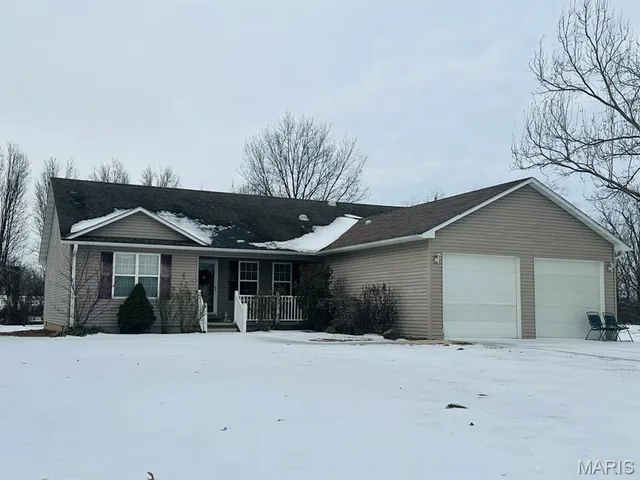$279,000 | 108 Lillian Avenue, Dexter, MO 63841
