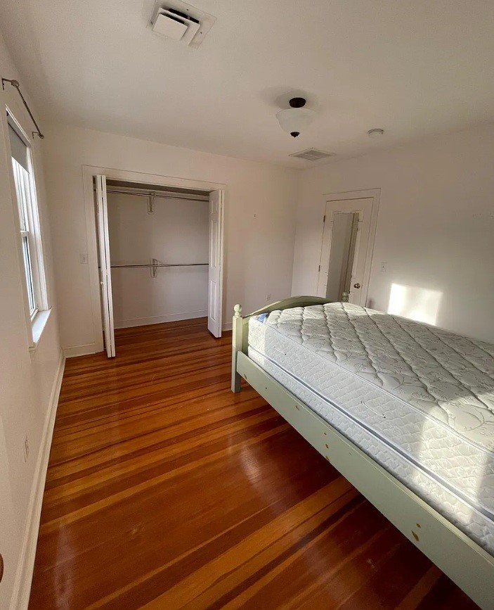 230 County Road Barrington, RI 02806 - Photo 8 of 9