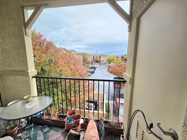 $295,000 | 1211 Whitney Ranch Parkway, Unit 1037, Rocklin, CA 95765