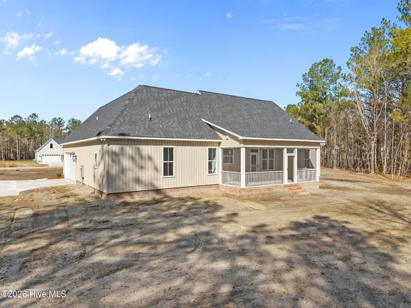 $458,600 | 456 Eagle Trace Drive, Blounts Creek, NC 27814